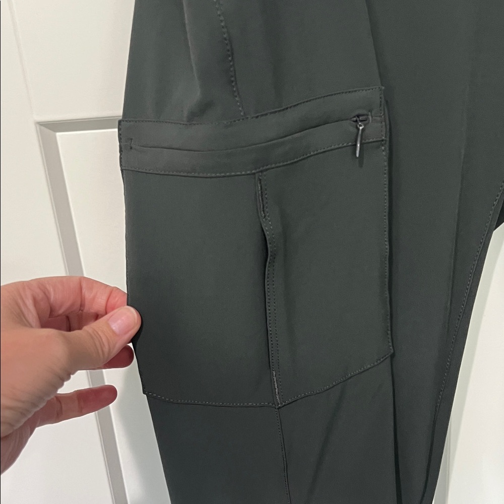 REI Trailmade Adjustable Hiking Pants Sz 14 - Picture 4 of 13